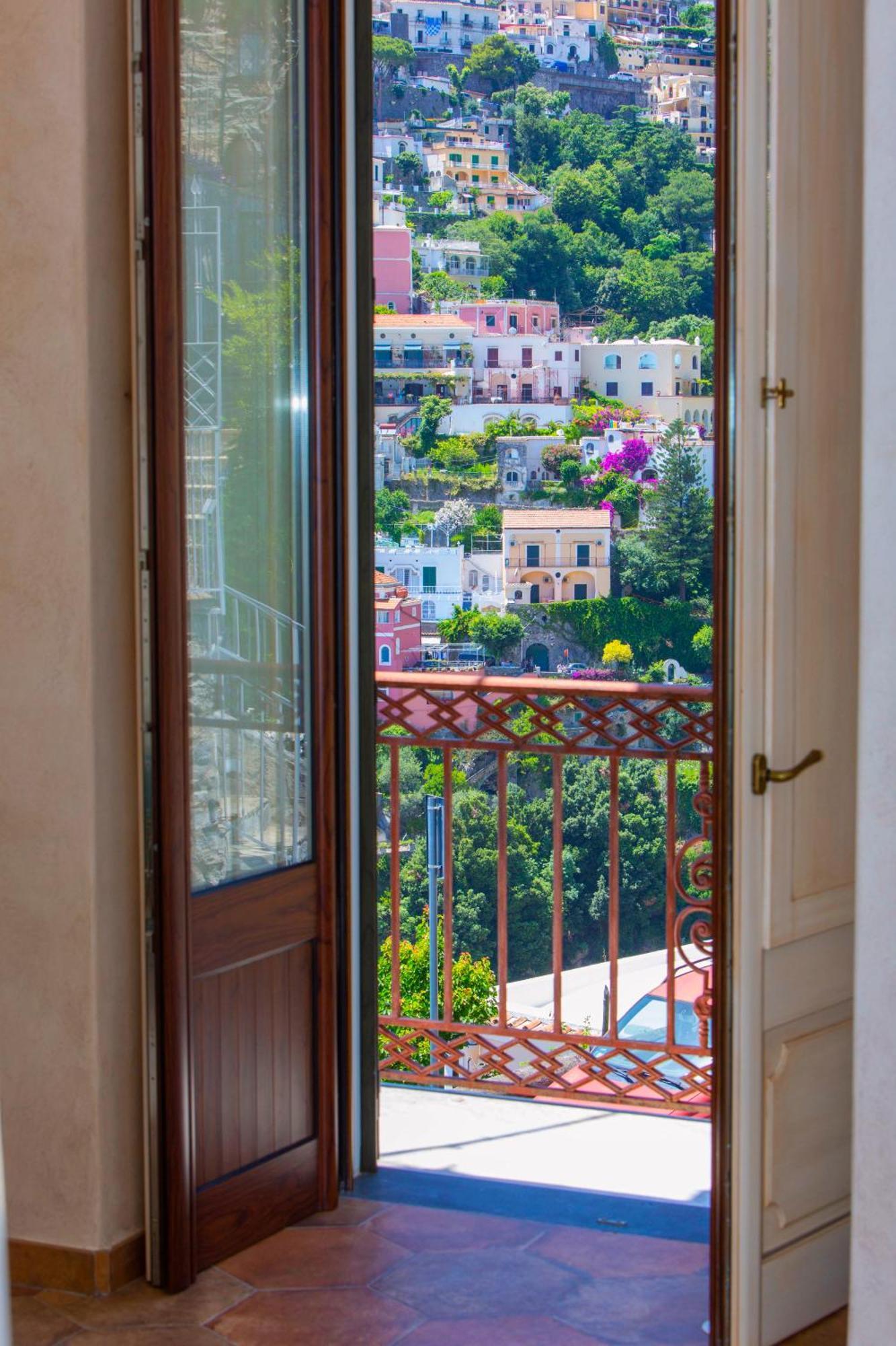 Amore Rentals - Casa Volte Alte Positano Exterior foto