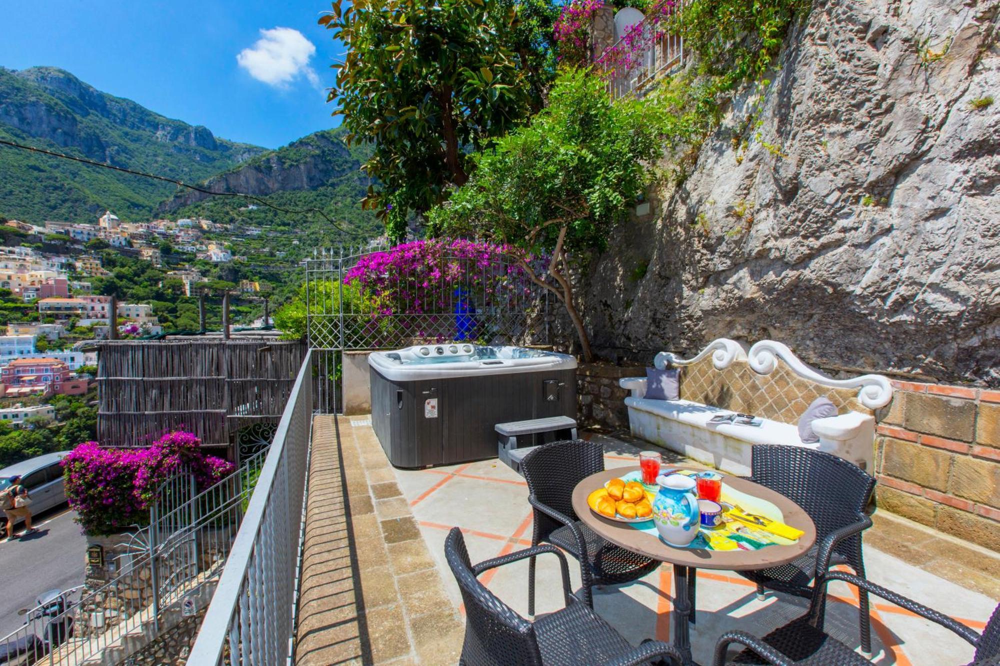 Amore Rentals - Casa Volte Alte Positano Exterior foto